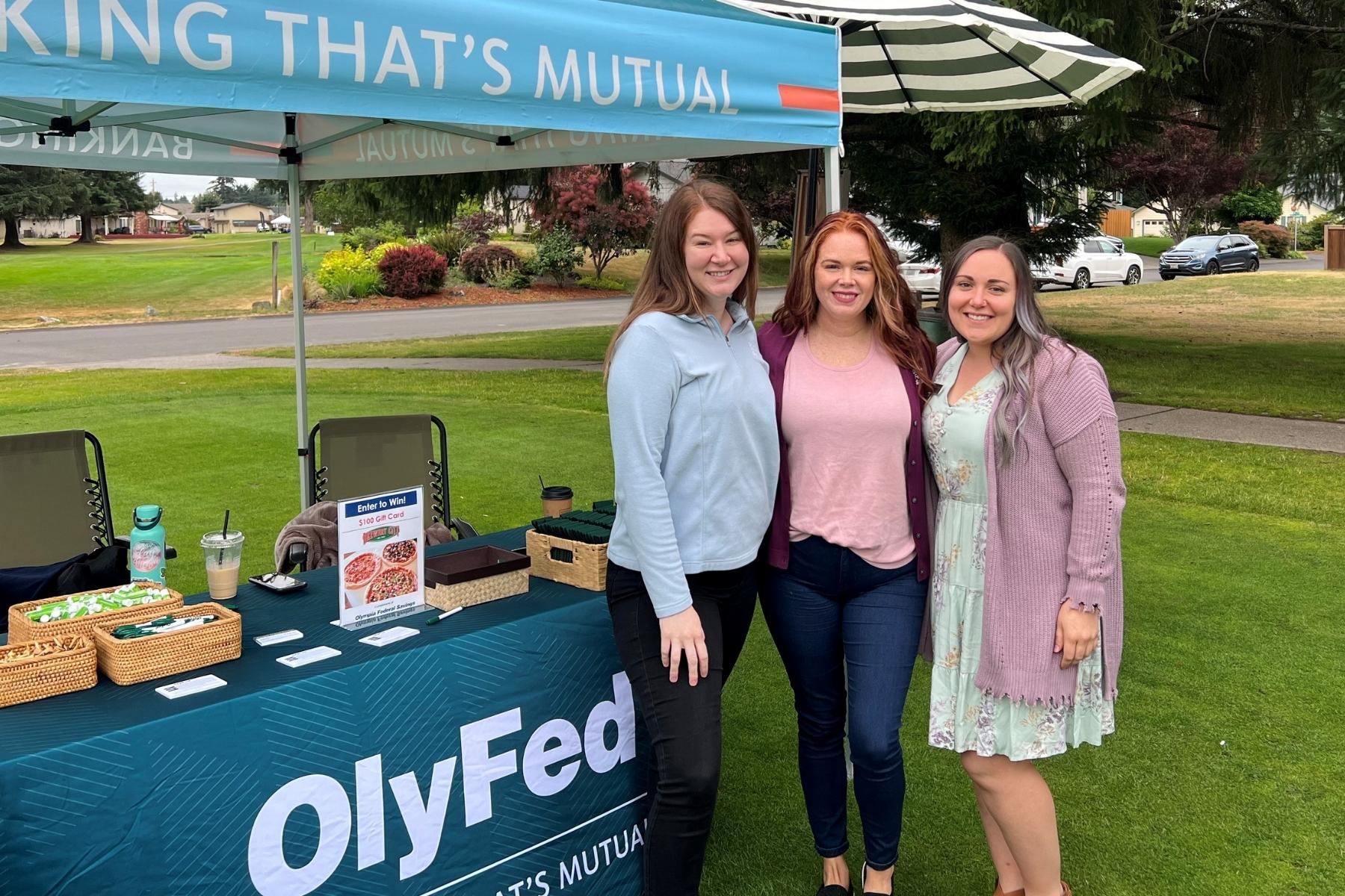 Olyfedders at a golf tournament